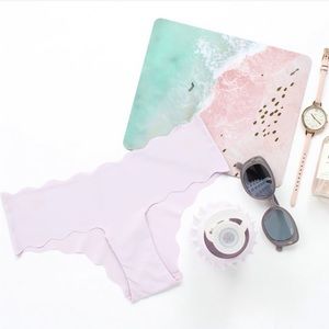 NWT BootayBag Cheeky Seamless